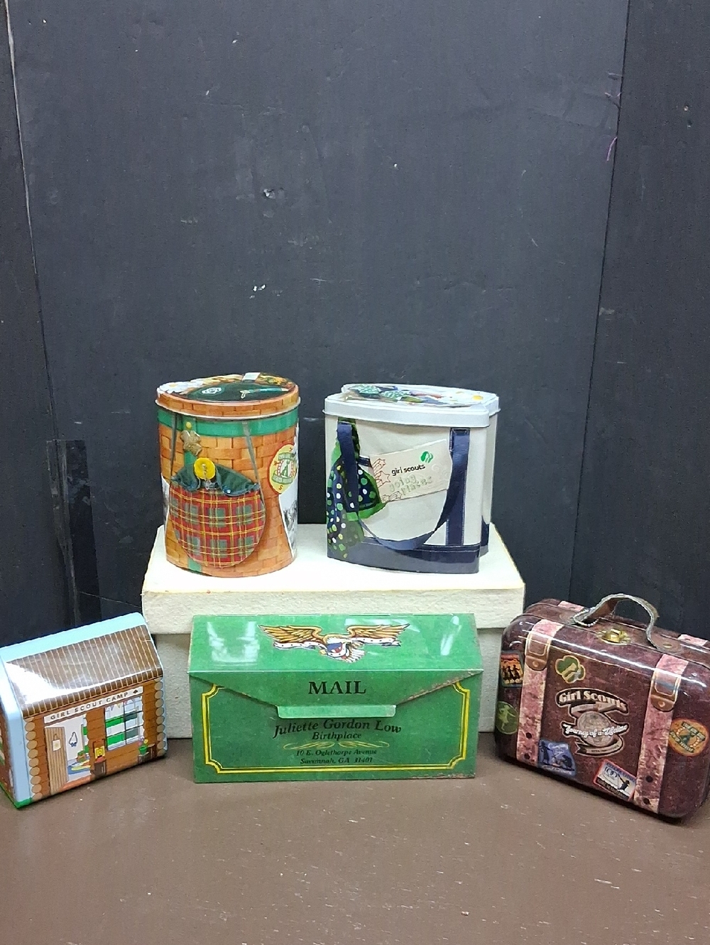 Girl Scout Collectible Tins(5).